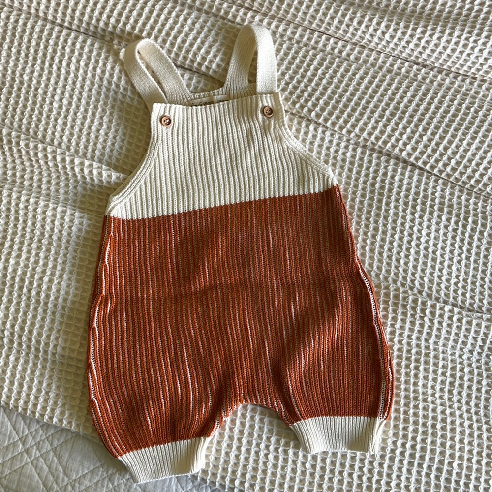 Brand New Fin & Vince Knit Romper in Rust